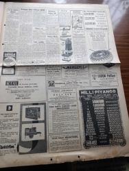 Hürriyet Gazetesi - Turkish Newspaper - 27 Aralık 1960 - Tevkif olunanlar 65'i buldu - bunlardan birçoğunun Demokrat Partili ve geri zihniyetli kimseler olduğu bildiriliyor - 147'lerin dönmesi tahakkuk ediyor - bazı idari sebeplerle emekliye çıkarılanlar işe alınıyor - Cemal Gürsel Behçet Kemal Çağlar'ı da üye seçti - İskenderun'da Atatürk heykeline saldırı olayının faili nihayet belli oldu - Çanakkale köylerinde resim yırtan Yüksel  Sekman isimli yedek öğretmen de Tevkif edildi - Cemalettin Köseoğlu yargıtay 2. Başkanı - Yassıada'da Altemur Kılıç tahliye edildi fotoğraf - milli birlik komitesi üyesi Ahmet Yıldız istifa etti - Türkiye'den Kıbrıs'a su borusu döşenecek - temizlenen haliçin yeniden doluşuna kayıkçılar memnun - İstanbul Ankara Radyosu Programı - İstanbul'da sinema tiyatro programı - kurt mucizesi filmi için sibirya'dan 20 cins kurt getirildi - Suni beyin yapıldı - seri ilanlar - Samim Gönenç Galatasaray'da kalıyor - Ordu takımı futbolcuları fotoğraf - Galatasaray Beşiktaş