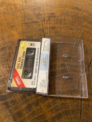 ZERRİN ÖZER - İŞTE BEN - KASET