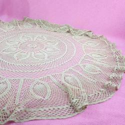 EL İŞİ TEK PARÇA DANTEL KREM RENKLİ YUVARLAK SEHPA ÖRTÜSÜ ÇAP 90 cm