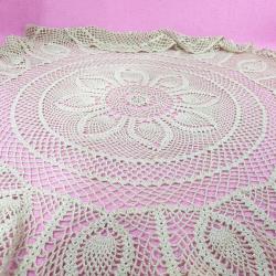 EL İŞİ TEK PARÇA DANTEL KREM RENKLİ YUVARLAK SEHPA ÖRTÜSÜ ÇAP 90 cm