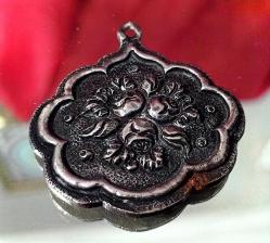 DIŞBANK'IN 25.YILI ANISINA YAPILMIŞ 925 AYAR GÜMÜŞ KOLYE UCU ANAHTARLIK 13,67 GR