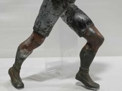 METAL AMERİKAN FUTBOL OYUNCUSU BİBLOSU