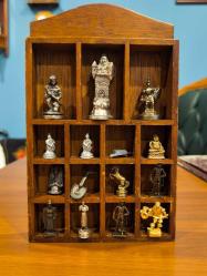 LOT.7 » Masif Ahşap Minyatür Dolabı