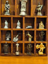 Masif Ahşap Minyatür Dolabı