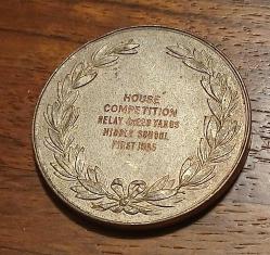 Nicosia Kıbrıs İngiliz Okulu Madalyon