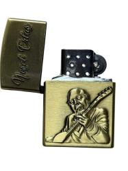 Neşet Ertaş Kabartma Figürlü Pirinç Sarısı Gazlı Metal Çakmak