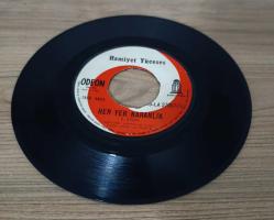 HAMİYET YÜCESES-HER YER KARANLIK