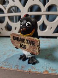 vintage ''DREAK THE ICE''temalı polyester mini penguen biblo  & 9 cm