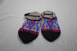 ELDE DOKUNMUŞ YÜN PATİK