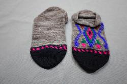 ELDE DOKUNMUŞ YÜN PATİK