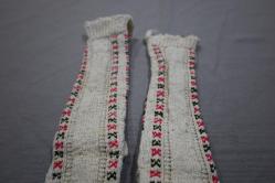 ELDE DOKUNMUŞ YÜN ÇORAP