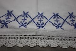 Mavi Kanaviçe YASTIK  100 x 95 cm