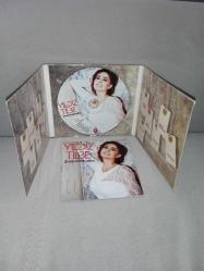 Cd Yıldız Tilbe Şivesi Sensin Aşkın albümü. Orijinal. Dinlemeyi etkilemeyen çizikler var. Sorunsuz çalışıyor.