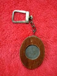 TUĞRALI,  AHŞAP ÇERÇEVELİ  ANAHTARLIK , EL YAPIMI ÇOK NADİR KOLEKSİYONLUK..