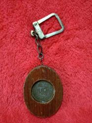 TUĞRALI,  AHŞAP ÇERÇEVELİ  ANAHTARLIK , EL YAPIMI ÇOK NADİR KOLEKSİYONLUK..