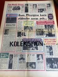 HAFTA SONU GAZETESİ DOĞUM GÜNÜ GAZETESİ (TURKİSH NEWSPAPER) - 9 NİSAN 1970 - Yıl:4 Sayı:168 -Yeni Çıkan Plaklar listesi -Arzum Şenses -Zeki Tükel-Fatma Girik-Barış Manço-Emel Sayın-Ajda Pekkan-Sema Özcan-Behiye Aksoy-Aysel Tanju-Serpil Örümcer-Nurhan Damcıoğlu-Cüneyt Arkın-Adnan Şenses-Celal Tanrıverdi-Kuzey Vargın-Sevim Tanuğur-Engin Çağlar-Nilüfer Koçyiğit-Parla Şenol-Özdemir Güreli-Semra Yıldız-Bülent Oral-Fatma Girik-Müjdat Gezen-Alain Delon-Jean Paul Belmondo-Sophia Loren-Romy Schneider-Avni Anıl-Kamuran Akkor-Sandro Amari-Hüseyin Yüzbaşıoğlu-Davut Güney-Güner Ümit-Önder Bali-Orhan Şevki-Zeki Müren-Kerem Güney-Sevgi Sun-Hafız Ahmet Sarıcaoğlu-Adnan Varveren-Uğur Suner-Arif Sami Toker-Nevzat Ayaz-Cüneyt Orhon-Alâeddin Yavaşça-Erol Deran-Şükrü Tunar-İlham Gencer-Talât Erdemli Söhretlerin içyüzü-Para canlısı yıldız Fatma Girik-Askerden dönen çirkin kral karakolluk oldu-Emel Sayın Ajda Pekkan’ı itham etti-Sema Özcan’a bir Arap şeyhi talip oldu-Müzeyyen Senar’ın köşkünü Behiye Aksoy