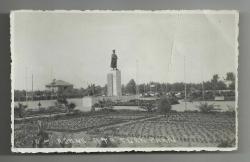 ÇEVRE DÜZENLEMESİ YAPILMIŞ ADANA ATATÜRK PARKI ESKİ FOTOKARTI...