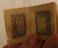 LOT.10 » KÜÇÜK BOY KURANI KERİM. KOLEKSİYONLUK. ESKİLERDEN. ARTIK YOK BU BOY.