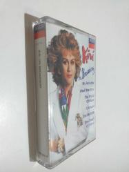 LOT.18 » Kiri on Broadway