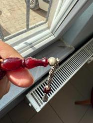 Vişne rengi sıkma kehribar efe tesbihi