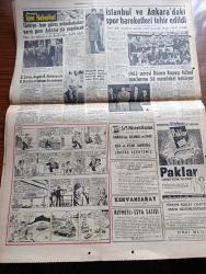 Hürriyet Gazetesi - Turkish Newspaper - 30 Nisan 1960 - İstanbul Ankara üniversiteleri 1 ay tatil - İstanbul'da bahar havası yaşandı fotoğraf - örfi idareler taşralı olan talebelerin derhal yerlerine dönmelerini bildirdi - Adnan Menderes hadiseler ile alakalı olarak radyoda bir konuşma yaptı - CENTO vekiller konseyi toplantısında İran şahının açış nutku fotoğraf - Fatin Rüştü Zorlu Tahran'da bir konuşma yaptı - Güney Kore'de idareyi ele alan hariciye vekili Huh Çung fotoğraf - Chessman yine ölüme yaklaştı - NATO genel sekreteri P.H. Spaak bugün geliyor - Batı trakya'dan 25 kişi iltica etti - İstanbul'da sinema tiyatro programı - köylüye iyi yaşama şartları öğretiliyor - Tevhid Bilge Tiyatrosu Bursa tayyare sinemasında - Allah çocukları unuttu yazan Oya Baydar Yazı Dizisi - Hürrem Sultan yazan Feridun Fazıl Tülbentçi Yazı Dizisi - Doris Day İle Rock Hudson fotoğraf - İstanbul ve Ankara'daki spor hareketleri tehir edildi - Can Bartu İspanya'nın Sevil takımında oynayacak - Dünya Kupası