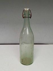 Antika Nadir Porselen Mandal Kapaklı Münir ŞAHİN Eczacılık İlaç Şişesi