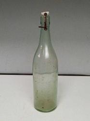 Antika Nadir Porselen Mandal Kapaklı Münir ŞAHİN Eczacılık İlaç Şişesi