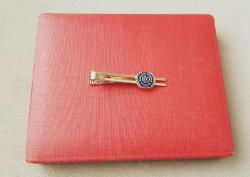 İLO - ULUSLAR ARASI ÇALIŞMA ÖRGÜTÜ KRAVAT İĞNESİ - ROZET - MADALYA C3225