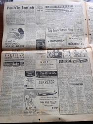 Hürriyet Gazetesi - Turkish Newspaper - 28 Mayıs 1960 - yurtta tam bir huzur hüküm sürüyor yeni anayasanın hazırlıkları ilerliyor - milli birlik başkanı Orgeneral Cemal Gürsel Türk milletine hitabı fotoğraf - büyük millet meclisi fesholundu - Parti faaliyetleri yasak edildi - bütün üniversiteler açılacak - Kütahya yolunda yakalanan Adnan Menderes Ankara'ya getirildi ve istifa etti - Celal Bayar ise henüz istifa etmedi - Ankara'ya getirilen başvekil Adnan Menderes'in A 00073 plakalı otomobili vilayet önünde Kahraman Mehmetçiğin muhafazası altında fotoğraf - İstanbul'un yaşadığı tarihi an 27 Mayıs cuma saat 3 - Türk ordusu şehirde idareyi ele aldı - 28 Nisan 1960 Türk gençliği o gün şahlandı fotoğraf - Beyazıt meydanında polis siper alarak talebelerin üzerine atış açmıştı - İstanbul'da sinema tiyatro programı - Dün neşredilen tebliğler - hapisteki basın mensupları tahliye ediliyor - denizcilik Bankası yeni telsiz istasyonu kuruyor - bir talebe yurduna asılan yaşasın ordumuz pankartı