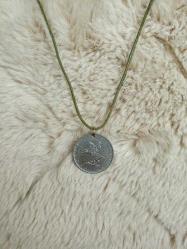 ESKİ METAL 5LİRA PARA KOLYE ,EL YAPIMI, KOLEKSİYONLUK, KULLANIMA UYGUN SIFIR.