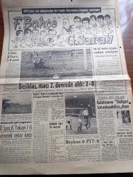 Hürriyet Gazetesi - Turkish Newspaper - 1 Aralık 1963 - Amerika'dan yurda dönen İsmet İnönü yeni bir hükümete girmeye hiç hevesli değilim dedi - Belgin Doruk hamile fotoğraf - bağdat'tan geliyorum yazan Rüçhan Arıkan - Bayan Kennedy 150 bin mektup aldı - Irak'ı idare edenler fotoğraf - Necmettin Sadak'ın eşi İlhan Sadak bir almanla evlendi fotoğraf - taburcu olan milli güreşçi Adil Atan hapisteki Gazanfer Bilge'yi ziyaret edecek fotoğraf - serbest kürsü herkese söz hakkı yöneten Tahsin Öztin - İstanbul'da sinema tiyatro programı - Spartaküs filmi Konak ve Atlas sinemasında - Kirk Douglas Tony Curtis Laurence Olivier fotoğraf - dev maç Fenerbahçe Galatasaray Dolmabahçe stadında - Fenerbahçe ve Galatasaray takımı karikatür - Beşiktaş 2 Hacettepe 0 fotoğraf - Demirspor 7 karşıyaka 0 - Galatasaray Stuttgart için anlaşabiliriz diyor - Fransa milli takım santraforu Fontaine ve Reims Kulübü sigortadan 1 milyon 532 bin lira aldı - Fenerbahçe Galatasaray maçını Avusturyalı hakemler yönetecek