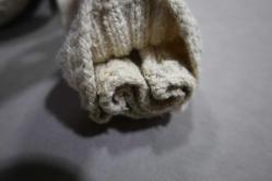 ELDE DOKUNMUŞ YÜN ÇORAP