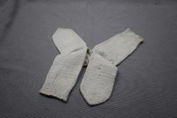 ELDE DOKUNMUŞ YÜN ÇORAP