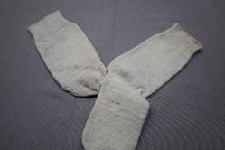 ELDE DOKUNMUŞ YÜN ÇORAP