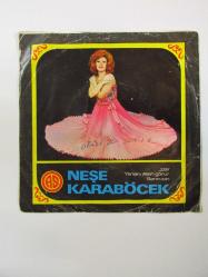 45'lik - Neşe Karaböcek - Atsan Atılmaz Satsan Satılmaz, Koca Dünya -Kapak Uyumsuz-