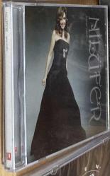 KARAR VERDİM CD NİLÜFER  SIFIR JELATİNLİ AMBALAJINDADIR