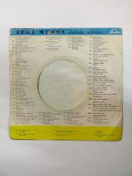 45'lik - Zeki Müren - Meyhanelerde Akşam Olunca Beni Ara, Gözlerin Neden Çok Güzel Bugün