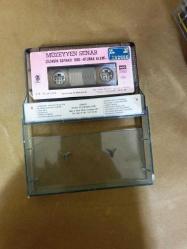 MÜZEYYEN SENAR - ÇİLİNGİR SOFRASI 1990 - OTURAK ALEMİ - KASET