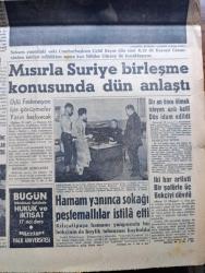 Hürriyet Gazetesi - Turkish Newspaper - 23 Mart 1963 - Celal Bayar serbest - eski Cumhurreisine halk tezahüratta bulundu - 80 yaşındaki eski cumhurbaşkanı Celal Bayar dün saat 8.22'de Kayseri cezaevinden tahliye edildikten sonra kızı Nilüfer Gürsoy ile kucaklaşıyor fotoğraf - Celal Bayar'ın beyanatı - Celal Bayar tam 1029 gün sonra tahliye edildi - İsmet İnönü pazartesiye kadar evinden dışarı çıkmayacak - Mısırla Suriye birleşme konusunda dün anlaştı - telefon davalarına para yatıran avukatlar telaşta - Aşktan sonra yazan İhsan İpekçi Yazı Dizisi - DYO boya - telefunken radyoları - Aygaz - Burç falınız - Canbaba Çizen Sururi - Hüseyin Cahit Yalçın ailesine ait müzayedeyi portakal mobilya evi organize etmekle şeref duyar - Celal Bayar'ın tahliyesinden fotoğraflar - Celal Bayar kaldığı otelin önünde fotoğraf - Celal Bayar Turan oteli'ndeki odasında gazetecilerle sohbet ettikten sonra İbrahim titiz adında berbere tıraş oldu fotoğraf - Sibel Sunay Celal Bayar'a çiçek veriyor fotoğraf
