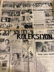 HAFTA SONU GAZETESİ DOĞUM GÜNÜ GAZETESİ (TURKİSH NEWSPAPER) - 2 OCAK 1972 - Yıl:4 Sayı:258 -Yeni Çıkan Plaklar listesi -Ayhan Işık-Nükhet Duru-Pola Morelli-Mass Difala—Pırtık Ercan Yazgan-Sezgin Burak-Hüdaverdi Önder Tekin-Lale Oraloğlu-Can Dirim-Mehmet Yıldırım-Haldun Dormen-Teoman Alpay - Ayla Algan - Esin Afşar - Tanu Okan - Memduh Ün - Fatma Girik - Zeynep Aksu - Funda Gürçen - Pola Morelli - Cüneyt Arkın - Filiz Akın - Serpil Örümcer - Orhan Boran - Ediz Hun - Hülya Koçyiğit - Müjdat Gezen - Yılmaz Güney - Necla Nazır - Leyla Sayar - Ümit Yaşar - Fikret Hakan - Johnny Hallyday - Ulvi Ergüner - Sadettin Işık - Fulya Öz - Erdoğan Cengiz - Ertan Anapa - Sevinç Yurttaş - Tony Kendall - Jane Fonda - Herbert Lom - Charlotte Rampling - Julie Christie - Jean Sorel - Richard Burton - Liz Taylor - Maurice Ronet - Jeanne Moreau - Sadettin Işık - Üç Maymun’da Yeni Oyun - Esin Afşar - Serpil Barlas - Nedret Tokatlıoğlu - Muazzez Arçay - Hülya Darcan - Ayşe Absel - Suat Güngör - Ümit Yaşar - Yı