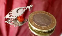 MERCAN TAŞLI GÜMÜŞ KOLYE UCU