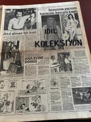 HAFTA SONU GAZETESİ DOĞUM GÜNÜ GAZETESİ (TURKİSH NEWSPAPER) - 4 AĞUSTOS 1978 - Yıl:5 Sayı:32 -Yeni Çıkan Plaklar listesi -Orhan Gencebay-Mehlika Kenter-Serpil Barlas-Ajda Pekkan-Yavuz Özkan-Ayçin Tansel-Gönül Tansel-Hülya Koçyiğit’e doping - Bakırköy’de bir sanat kurbanı var Hatemi İğdigüler - Yaz zehir oldu - Ajda da sekse kaydı - Artık Tanrı’nın verdiğini kuldan esirgemiyor Ajda Pekkan - İşte bu adam Ahmet Özhan - Müzeyyen Senar’ın kol saati - Adımlar anadan notalar babadan - Balkan Ayanoğlu - Şenlikli evin şenlikli kardeşleri - Havaya saçılan 2.000.000 - Nine değil anne Mediha Şen - Milyonerler tepesinde bir şarkıcı milyoner Ömür Göksel - Akıl almaz bir inat Onat Kutlar - Soyunma yarışını kazanan başrolü kaptı - Ana evine dönüş Ahu Tuğba - Perihan Savaş’ın gizli evliliği - Süha Doğan kurtuluşu ölümde arıyor - Türk düşmanı senatöre son darbe Edward Kennedy - Elvis Presley - Hülya Koçyiğit doping sonrası kuliste baygınlık - Tarık Atur fotoğrafları - Ajda Pekkan kıyıda pozlar - Müzeyye