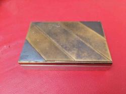 DR18----PİRİNÇ KAPAKLI ESKİ METAL KUTU KUTU