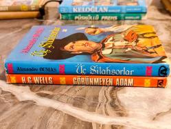 YALÇIN Kapaklı NADİR Seri: ALEXANDRE DUMAS (Üç Silahşorlar) ve H.G. WELLS (Görünmeyen Adam) - KOLEKSİYONLUK SET (2 Ciltli)