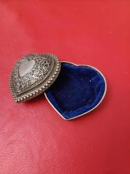 K231----ALMAN GÜMÜŞÜ KALP ŞEKLİNDE TAKI KUTUSU