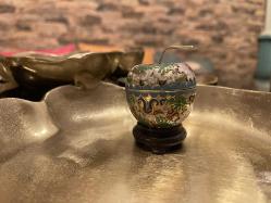 Cloisonne, kaideli mini elma