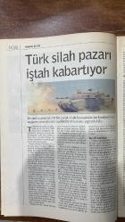 RADİKAL İKİ PAZAR DERGİSİ - YILDIRIM TÜRKER - HAKAN ÇELİK - CELAL BAŞLANGIÇ - ÜMİT KIVANÇ - BUKET UZUNER - ZEKİ COŞKUN - SEMRA SOMERSAN - AYDIN DOĞAN - MEHMET Y. YILMAZ - TUĞRUL ERYILMAZ - YAZGÜLÜ ALDOĞAN - SEVİN OKYAY - ESEN KAROL - HALE ÇEVİKOĞLU - YEŞİM ÇOBANKENT PERKER - ASU MARO - NİLGÜN TOPTAŞ - ARSAL TÜZÜNER - SEDEF İPER - ENDER YAKŞİ - MUSTAFA KONUR - MEHMET KENAN KAYA  MİLLET MECLİSİ BAŞKANINI ARIYOR - SİLAHLANMA AMPİYONU TÜRKİYE - HER ŞEYE RAĞMEN DİYARBAKIR - YAPILMAMIŞ BİR RÖPORTAJIN DAVASI - SEN YEŞİL KARINCA HEMEN ÇEKİL KENARA - EŞCİNSEL EBEVEYNLER - KULLANIMA HAZIR SATILIK ÖDEVLER - TÜRK UÇUYOR - KAYIP ARANIYOR - FİLLER ÜLKESİNİN LEZZETİ - SONBAHARDA CAZ DİNLENİR - İÇ SAVAŞ AKSESUARLI AŞK ROMANI - İYİ Kİ DOĞDUN RED KİT - 32 SAYFA