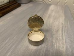 köpek görselli enfiye kutusu