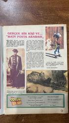MİLLİYET ÇOCUK DERGİSİ - MAYIS 1982 - SAYI : 4 - VAHŞİ BATI’NIN EN NEŞELİ KOVBOYU - HAIN POSTA ARABASI - TEK KOLLU HAYDUT - PANÇO VILLA’NIN HAZİNESİ - DOLORES MADENİ - TEMOSACHIC - AMERİKALILARLA ÇATIŞMA - ALTINLARIN GÖMÜLMESİ - VILLA’NIN ÇİFTLİĞİ VE LÜKS HAYATI - PANÇO VILLA’NIN BEKLENMEDİK ÖLÜMÜ - RED KİT - MORRIS - GOSCINNY - BLACK BART (KARA BART) - WELLS FARGO - PANÇO VILLA - GENERAL JOHN J. PERHING - GENERAL JESUS GONZALES - MARIA - AYDIN DOĞAN - YEKTA OKUR - TARIK DURSUN K. - MEHMET ILKORUR - RED KİT BAYIR AŞAĞI YUVARLANAN ARABAYA YETİŞMEK İÇİN ATINI SÜRÜYOR - ELLER YUKARI - İNŞALLAH FRENLER TUTAR - OLIVER BENİ KURTAR - WELLS FARGO’NUN ARABALARI - ATLARI ÇÖZÜP KARŞIYA GEÇİRME PLANI - ARABA ÖBÜR TARAFA KAYIYOR - ALTINLARIM - ELLER YUKARI DEDİM - AT TABANCANI RED KİT - HAYALET BART - ALTIN TORBALARINI ATIVER - ÇAKIL TAŞI DOLU BUNUN İÇİ   - 66 SAYFA