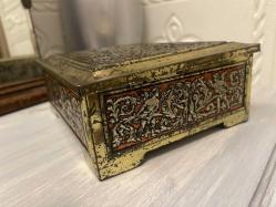 kolleksiyonluk teneke kutu